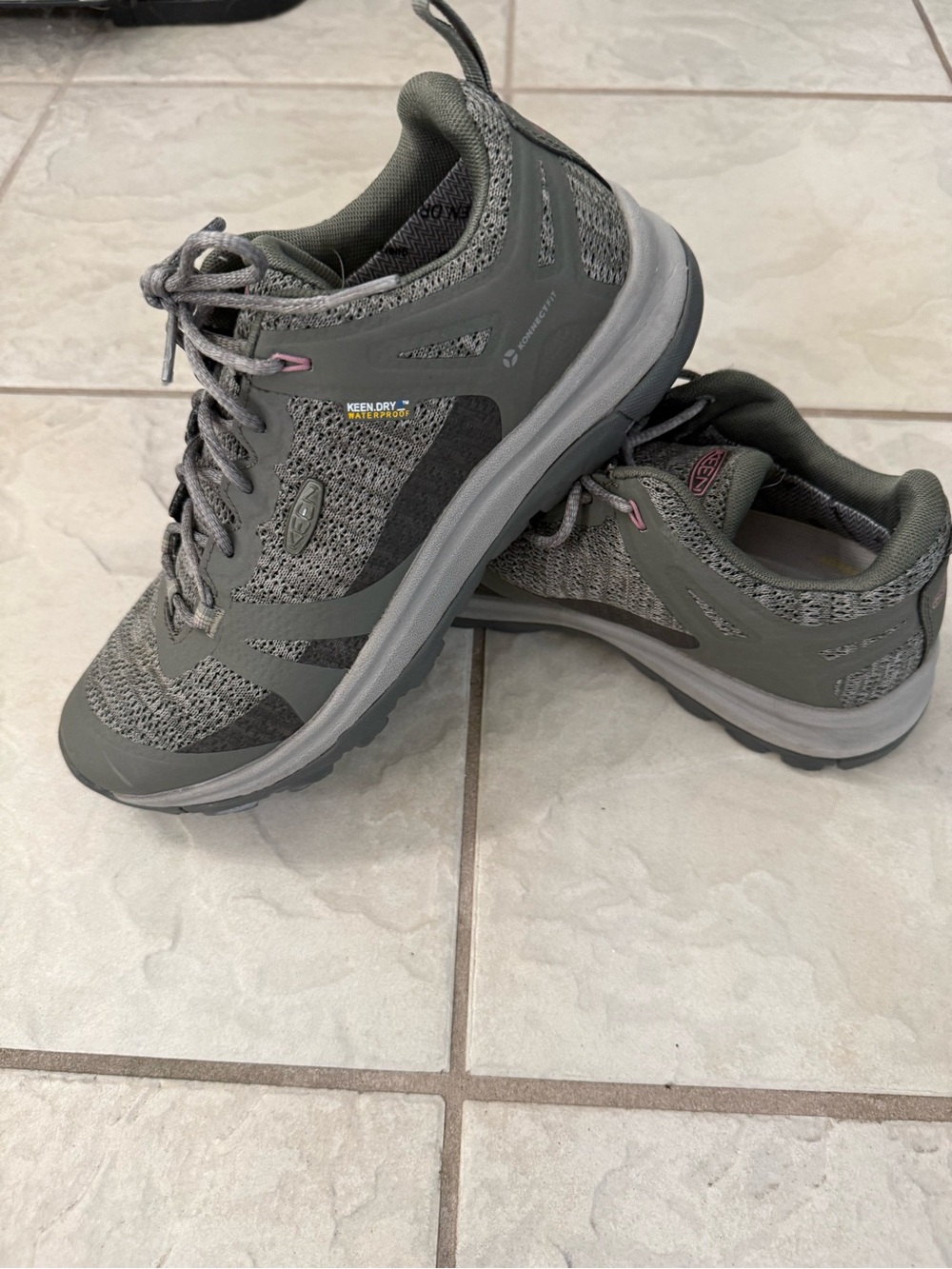 Keen Gray Mesh Hiking Shoes with Pink Accents